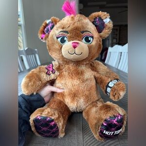 Build-A-Bear Workshop & Hot Topic Furry N’ Fierce Bear